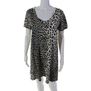 Leallo Women's V-Neck Short Sleeves Mini T-Shirt Dress Animal Print Size M